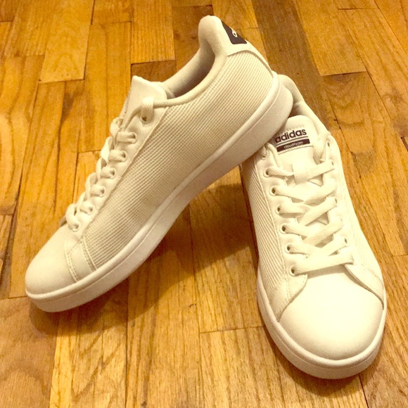Adidas zapatos de malla blanca nube poshmark espuma tamaño 85 Adidas zapatos de malla blanca nube poshmark espuma tamaño 85